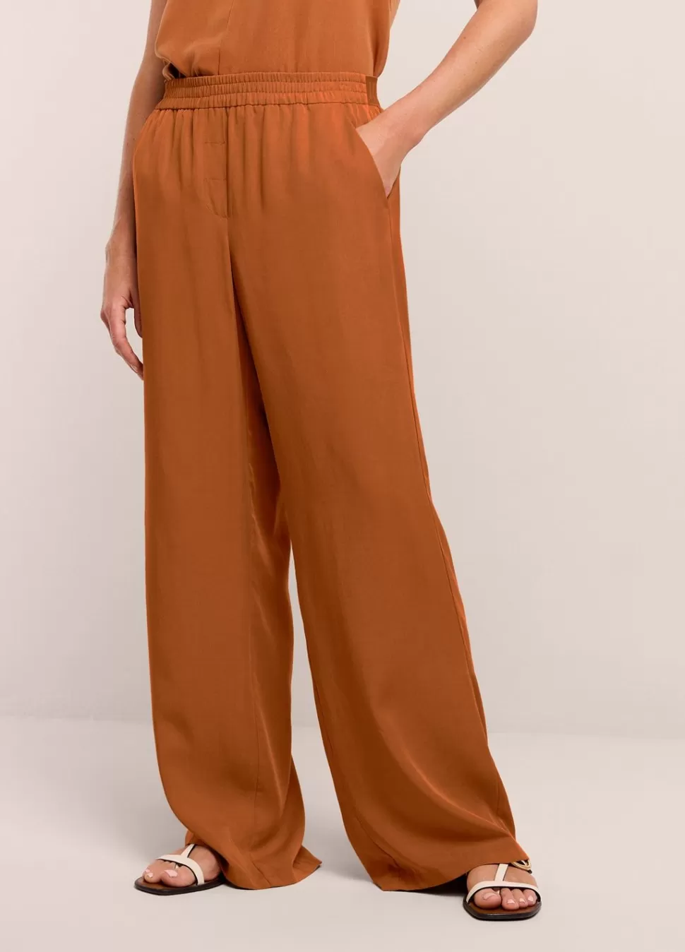 Women Summum Woman Airy, Straight-Leg Trousers