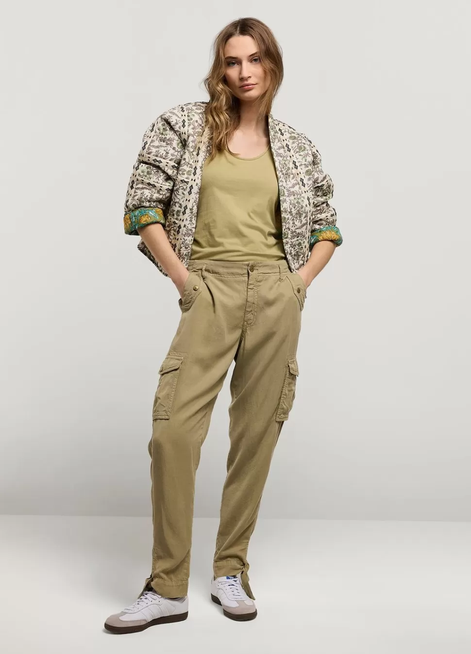 Women Summum Woman Cargo Trousers With Bow