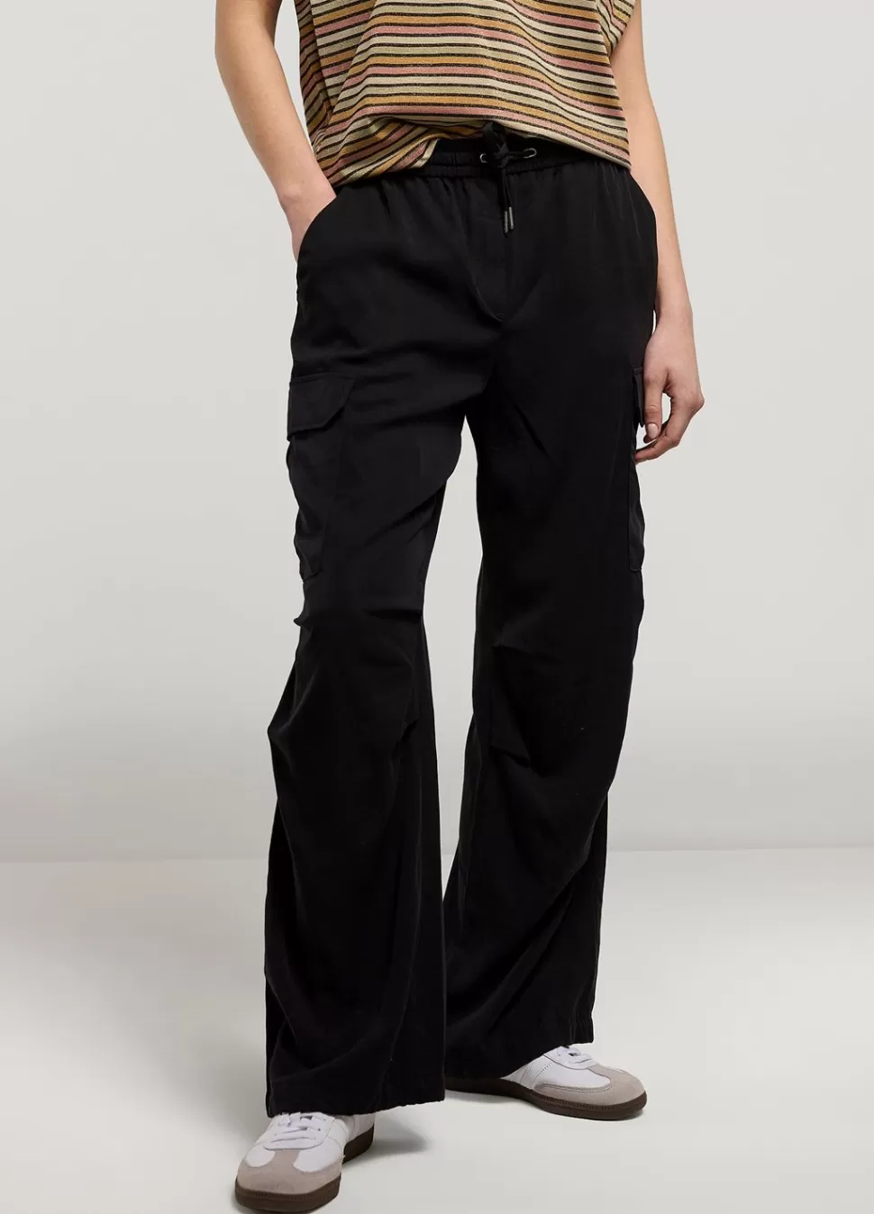 Women Summum Woman Cargo Trousers With Elasticated Waistband