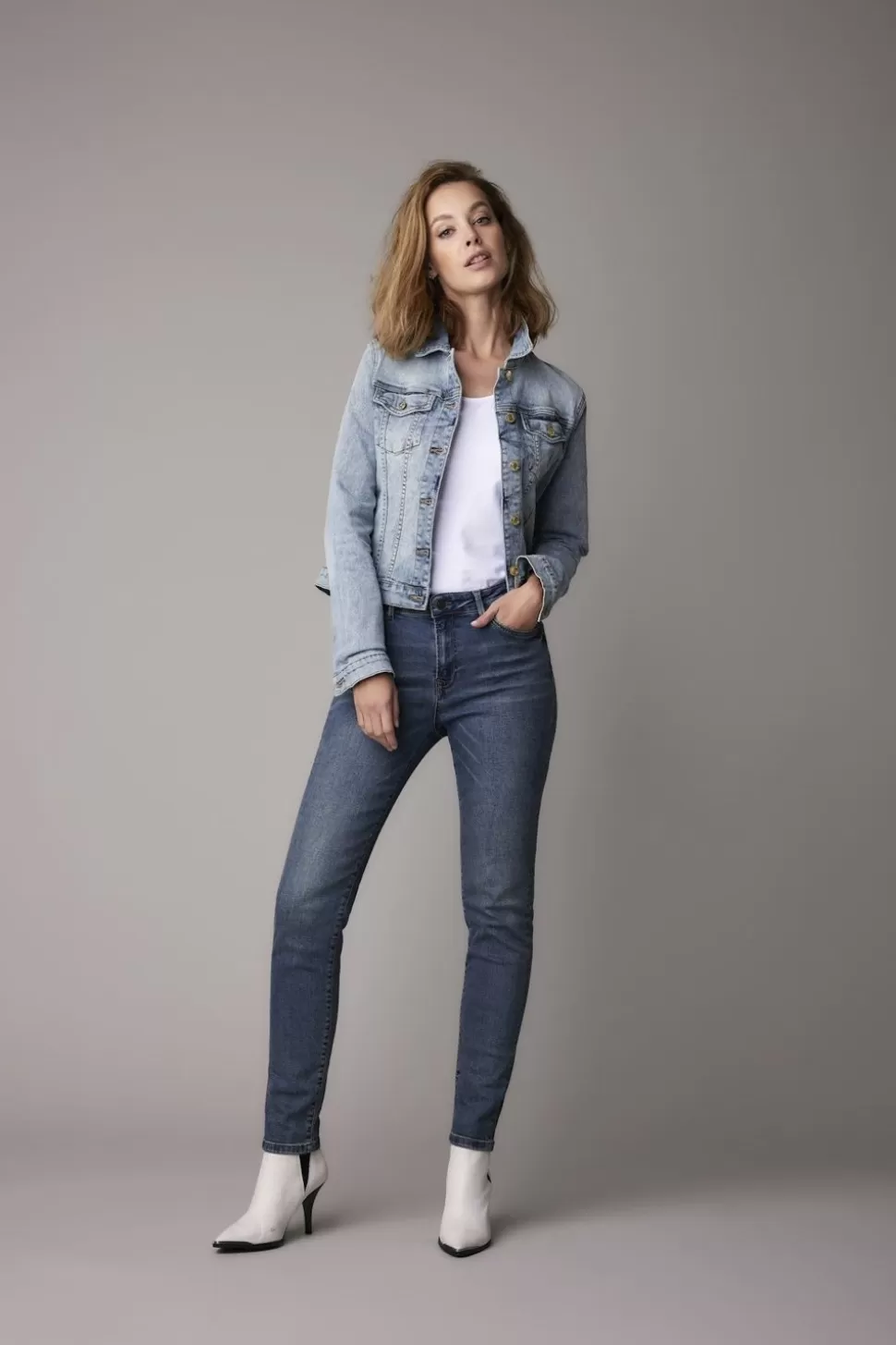 Women Summum Woman Fitted Daze Denim Jacket