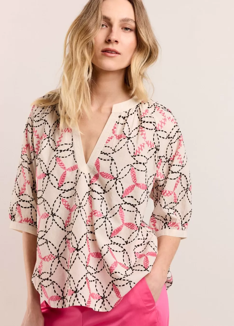 Women Summum Woman Hand-Embroidered Blouse