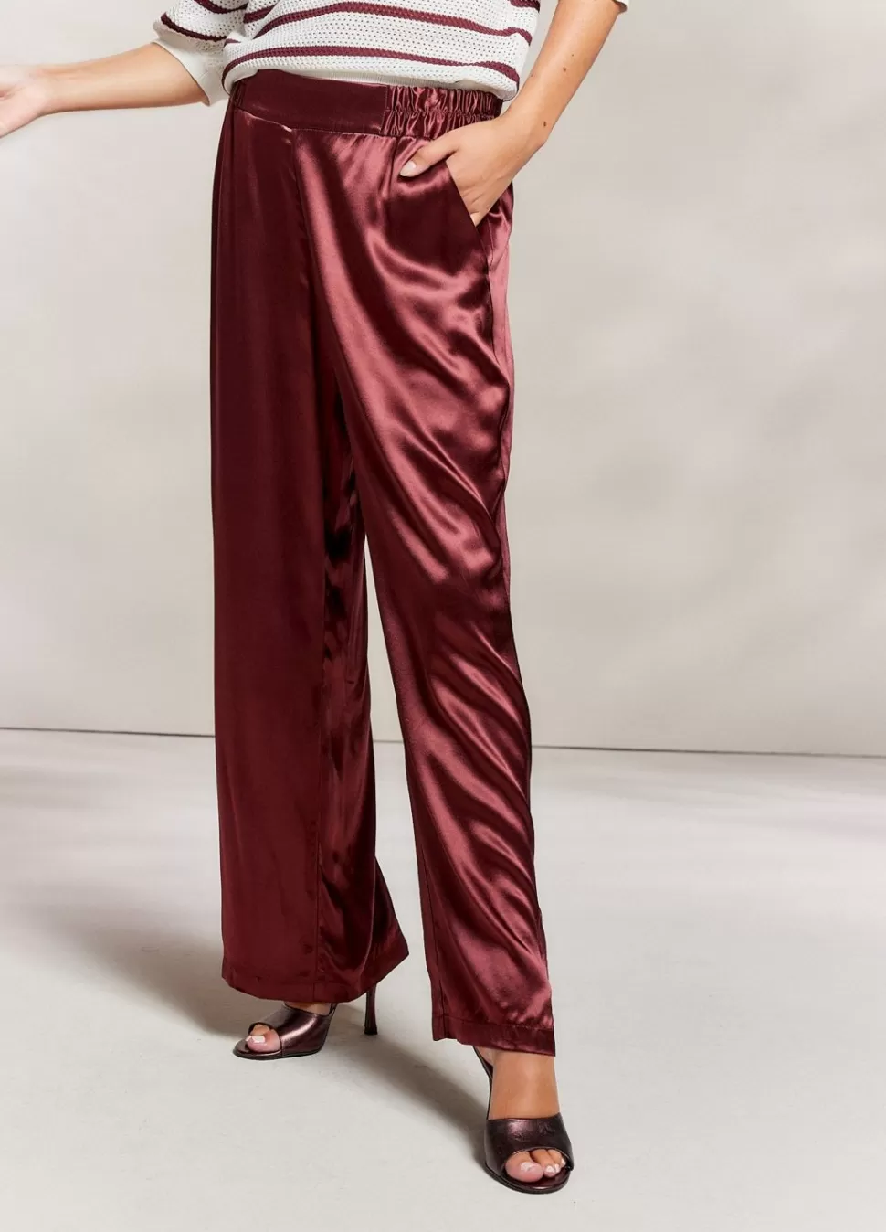 Women Summum Woman Shiny Straight-Leg Trousers